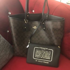 Coach reversible Totes bag